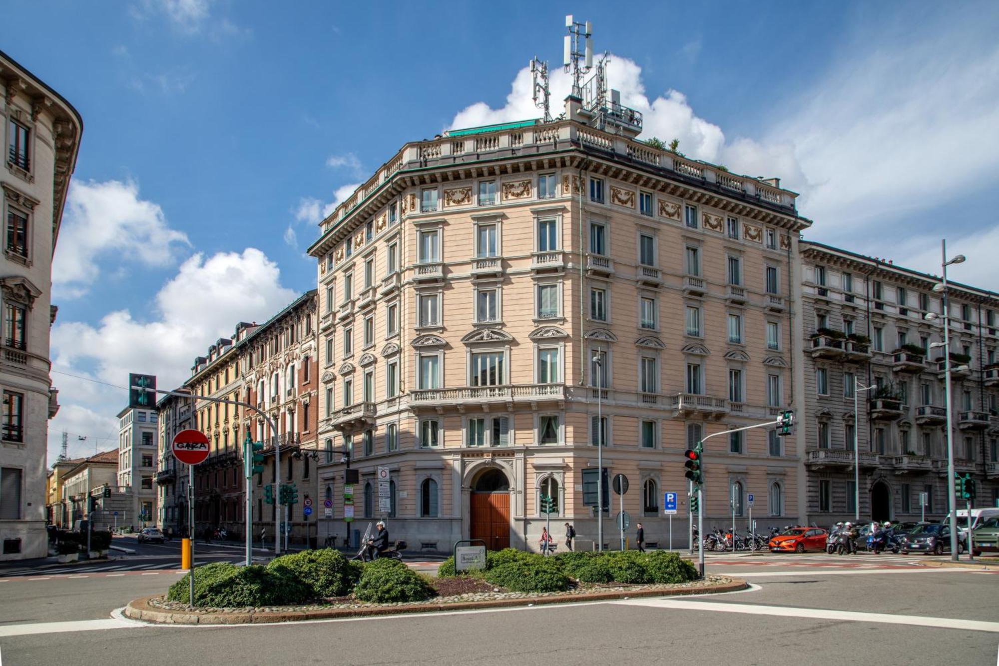 Daplace - Corso Monforte Suites Milan Exterior photo